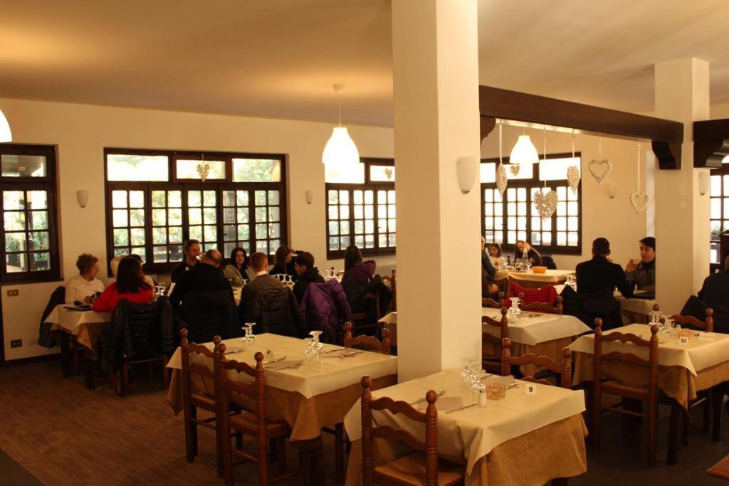 Hotel Al Verde Mandello del Lario Luaran gambar