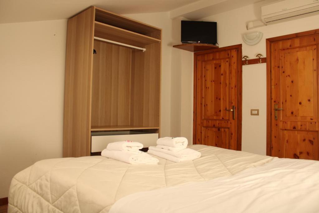 Hotel Al Verde Mandello del Lario Luaran gambar