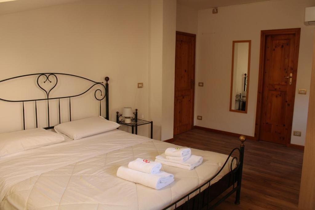 Hotel Al Verde Mandello del Lario Luaran gambar