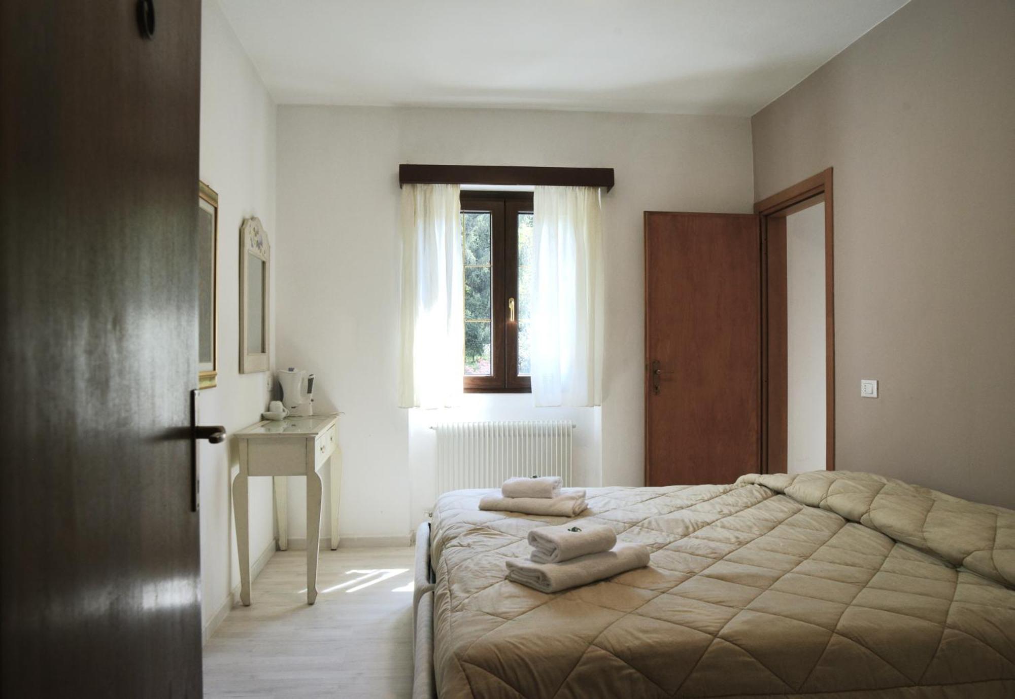 Hotel Al Verde Mandello del Lario Luaran gambar